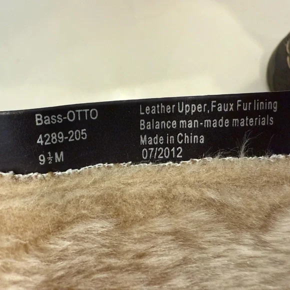 G.H. Bass & Co. Brown Suede Winter Boots with Cream Fur - Picture 7 of 8